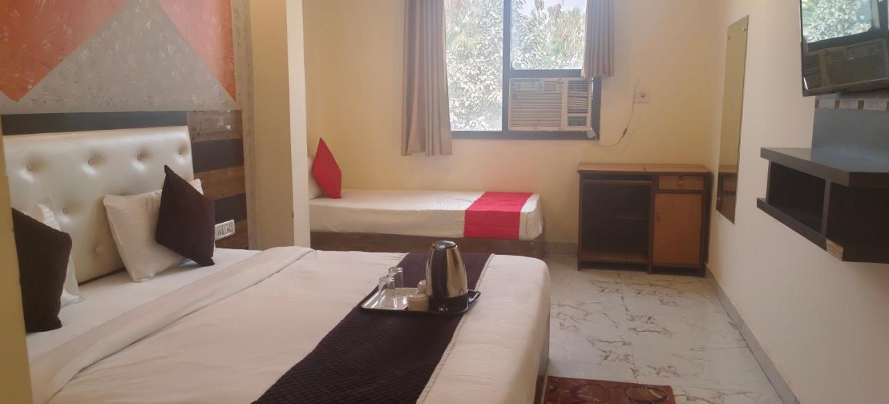 Airport Hotel Prince Palace By Byobhotels Nueva Delhi Exterior foto