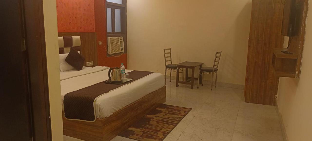Airport Hotel Prince Palace By Byobhotels Nueva Delhi Exterior foto