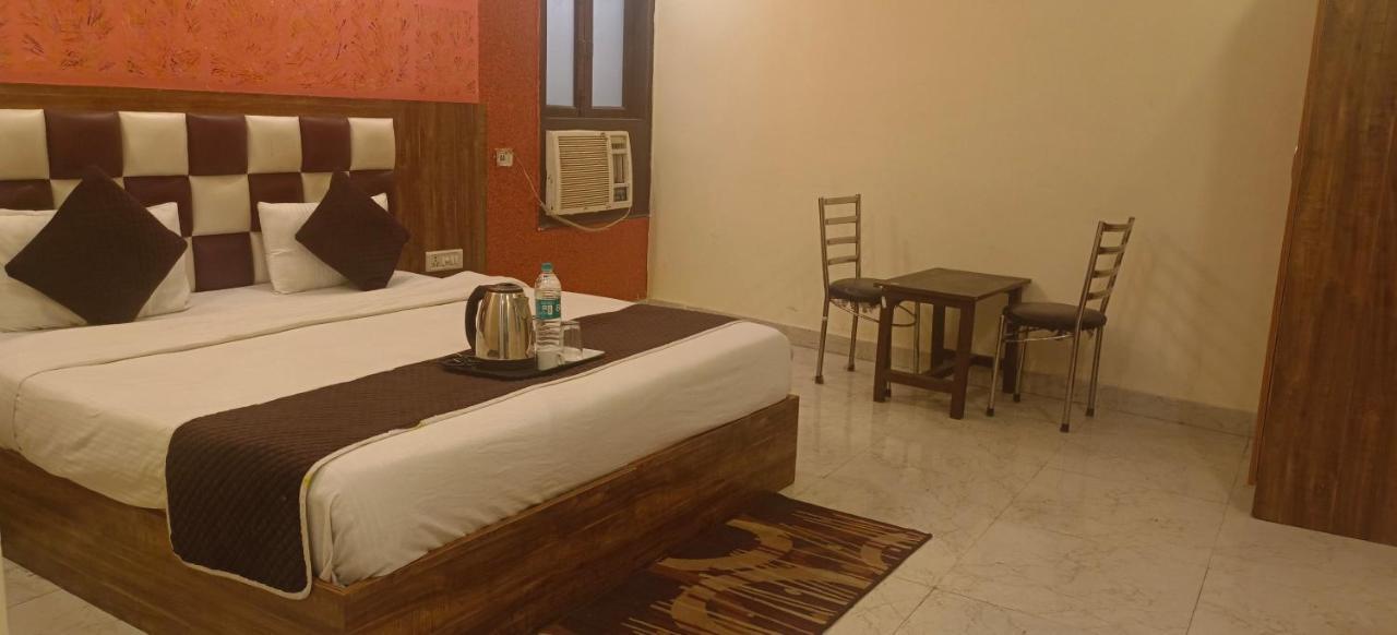 Airport Hotel Prince Palace By Byobhotels Nueva Delhi Exterior foto