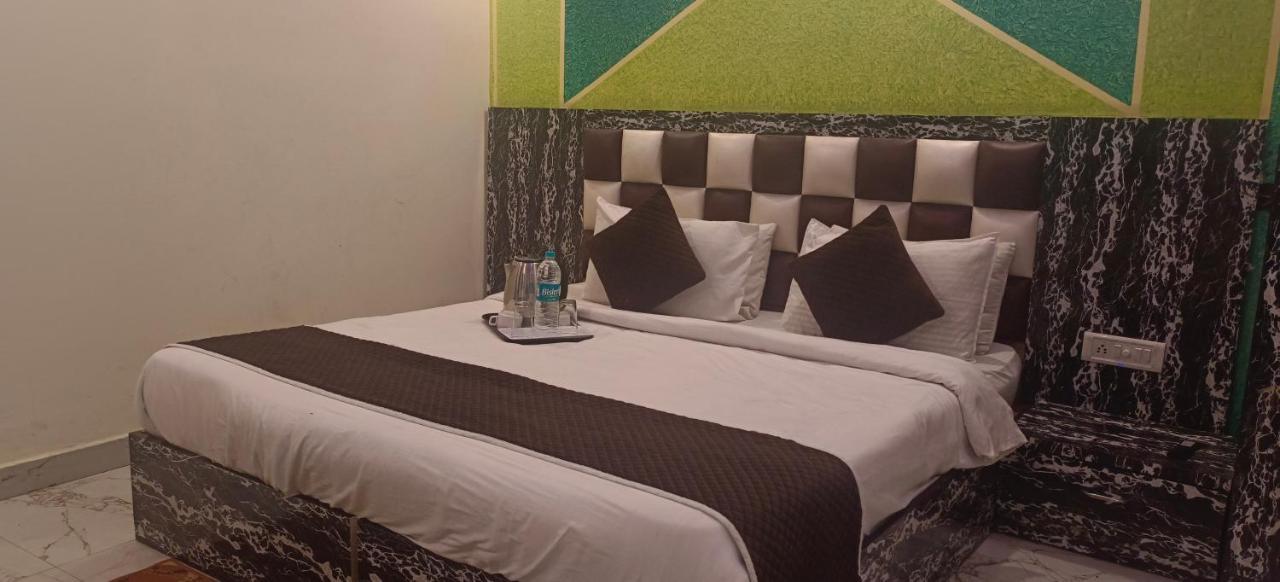 Airport Hotel Prince Palace By Byobhotels Nueva Delhi Exterior foto