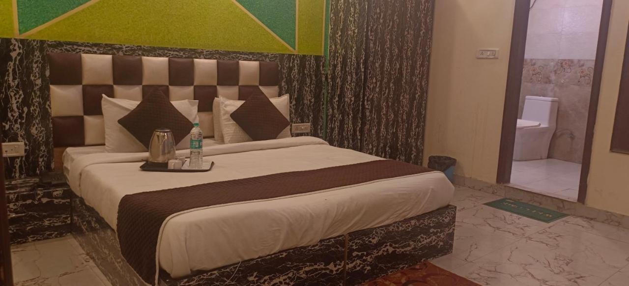 Airport Hotel Prince Palace By Byobhotels Nueva Delhi Exterior foto